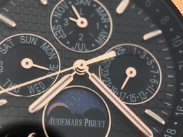 Audemars Piguet Royal Oak 41mm 26574 Black Dial Leather Strap Watch01005