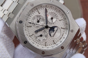 Audemars Piguet Royal Oak 41mm 26574 White Dial Bracelet Watch01382