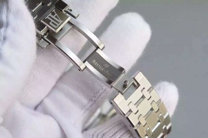 Audemars Piguet Royal Oak Chronograph Gray Dial Bracelet Watch00394