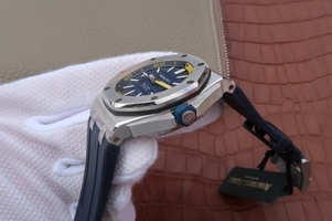 Audemars Piguet Royal Oak Offshore Diver 2017 Blue 15710 Rubber Strap Watch01101