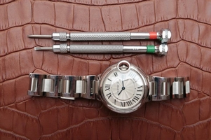 Cartier V6F Ballon Bleu 33mm White Dial Bracelet Ronda Quartz Watch00569