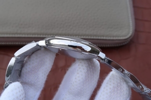 Cartier V6F Ballon Bleu 36mm White Dial Bracelet Ronda Quartz Watch00196