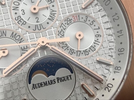 Copy Audemars Piguet Royal Oak 41mm 26574 White Dial Leather Strap Watch01026