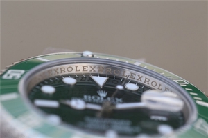 Copy Rolex Submariner 116610 LV Green Ceramic VRF Bracelet Rolex Watch01166