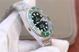 Copy Rolex Submariner 116610 LV Green Ceramic VRF Bracelet Rolex Watch01166