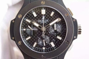 Fake AAAAA Hublot Big Bang 44mm Carbon Fiber Black Gummy Strap Watch00669