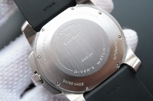 Fake Cartier TF Calibre De Cartier Diver Black Dial Black Rubber Strap Cartier Watch00709