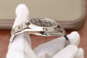 Fake Rolex DateJust 41mm 126300 Gray Dial Diamonds Markers Bracelet Watch00346