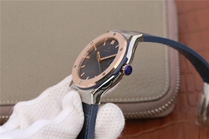 Hublot Classic Fusion 42mm J Blue Dial Blue Gummy Strap Hublot Watch00094
