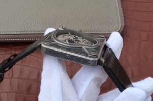 Imitation Bell-&-Ross BR01 Burning Skull Tattoo Watch Antique Dial Black Leather Strap Watch00054