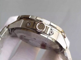 Imitation IWC V6 Aquatimer Chrono IW376803 Black Dial Bracelet Watch00023