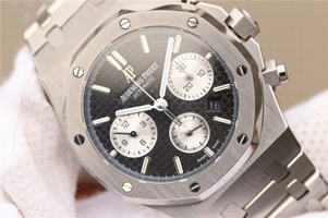Knockoff Best Quality Audemars Piguet Royal Oak Chronograph Black/White Dial Bracelet Watch00527