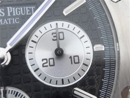 Knockoff Best Quality Audemars Piguet Royal Oak Chronograph Black/White Dial Bracelet Watch00527