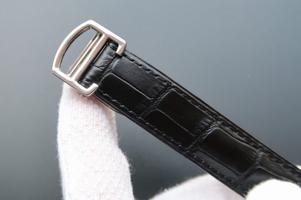 Knockoff Cartier Cle de Cartier White Textured Dial Leather Strap Cartier Watch00615