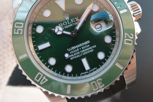 Knockoff Rolex Submariner 116610 LV Green Ceramic V7 Black Rubber Strap Rolex Watch01091