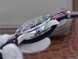 Omega Seamaster Diver 300M Blue Ceramic Dial Blue/Red/Gray Nato Strap Omega Watch00019