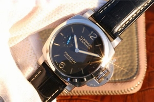 Panerai PAM1392 Black Dial Black Leather Strap Watch00917