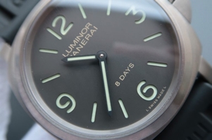Panerai PAM562 Titanium Rubber Strap Watch01007