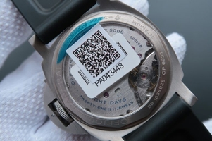 Panerai PAM562 Titanium Rubber Strap Watch01007