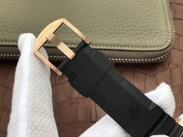 Panerai PAM684 Luminor Submersible Rubber Strap Watch01150