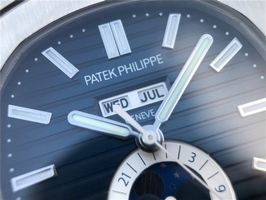 Patek-Philippe Nautilus 5726 Complicated Blue Textured Dial Rubber Strap Watch01031
