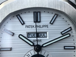 Patek-Philippe Nautilus 5726 Complicated White Textured Dial Rubber Strap Watch00503