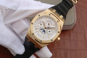 Replica Audemars Piguet Royal Oak 41mm 26574 White Dial Leather Strap Watch00391