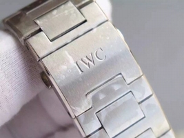 Replica IWC V6 Aquatimer automatic IW329003 Black Rubber Strap Watch01211
