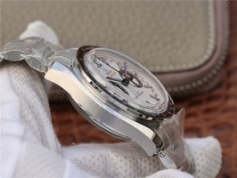 Replica Omega Speedmaster Moonwatch White Dial Black Hand Bracelet Watch00193