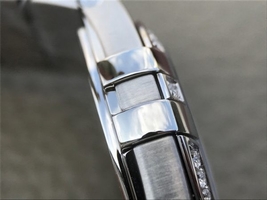 Replica Omega V6 Constellation 27mm Silver Dial Diamonds Bezel Bracelet Ronda Quartz Omega Watch00148