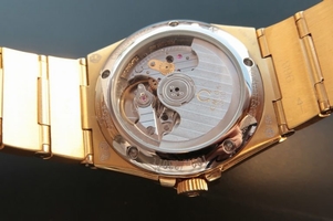 Replica Omega V6 Constellation Dial Diamonds Bezel & Markers Bracelet Watch00020