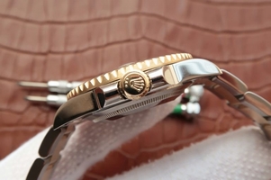 Replica Rolex Submariner 116613 Black Dial Diamonds Markers Bracelet Watch00541