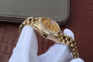 Rolex DateJust 31mm Fluted Bezel Gold Dial Bracelet Rolex Watch00056
