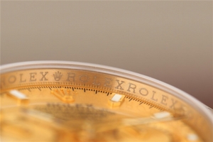 Rolex Daytona Yellow Gold Dial BP Bracelet Watch00766