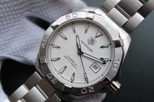 Tag-Heuer Aquaracer Calibre 5 300M White Dial Bracelet Watch00664