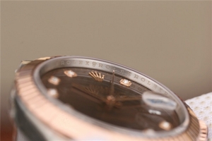 Top Replica Rolex DateJust 41mm 126331 Wrapped Brown Dial Diamonds Markers Bracelet Watch00118