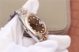 Top Replica Rolex DateJust 41mm 126331 Wrapped Brown Dial Diamonds Markers Bracelet Watch00118