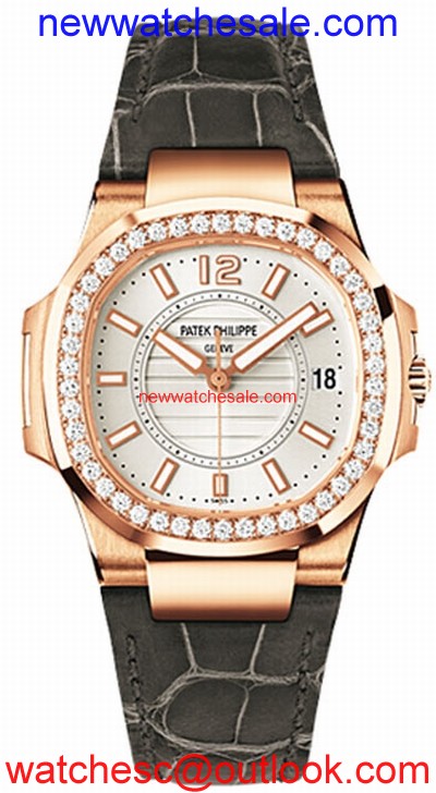 Patek Philippe Nautilus 7010R-001 Quartz