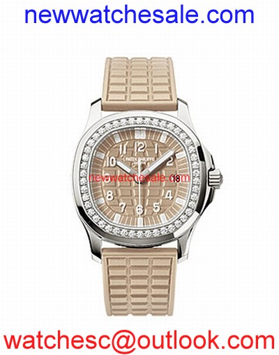 Patek Philippe Aquanaut 5067A-020 Honey Beige embossed grid