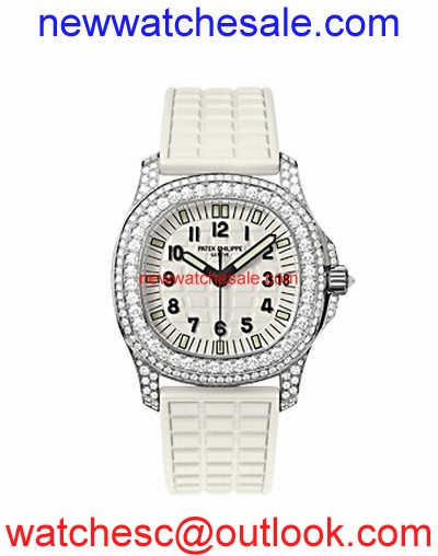 Patek Philippe Aquanaut 5069G-011 White embossed grid pattern