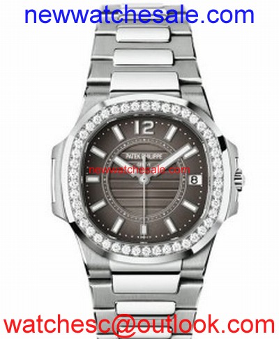 Patek Philippe Nautilus 7010/1G-010 18kt White Gold