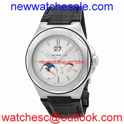 Girard Perregaux Laureato 80185-11-131-BB6A Silver Box Pattern