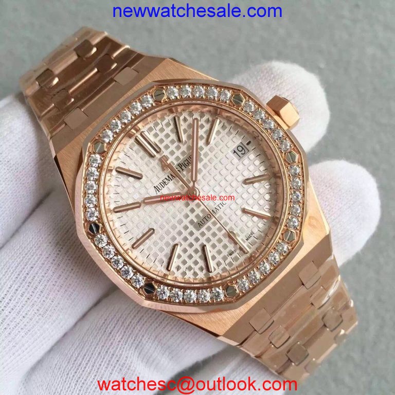 Audemars Piguet Royal Oak 37/41mm 15450 White Dial Diamonds Bezel Bracelet Watch00018