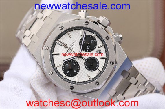Audemars Piguet Royal Oak Chronograph White/Black Dial Bracelet Watch00982