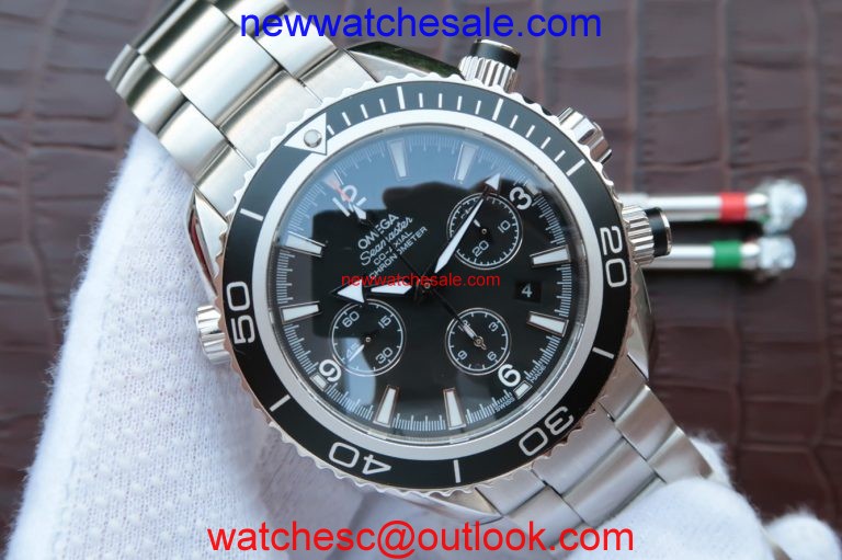 Omega Seamaster Planet Ocean Chrono 45mm Black Dial Silver Markers Bracelet Watch01148