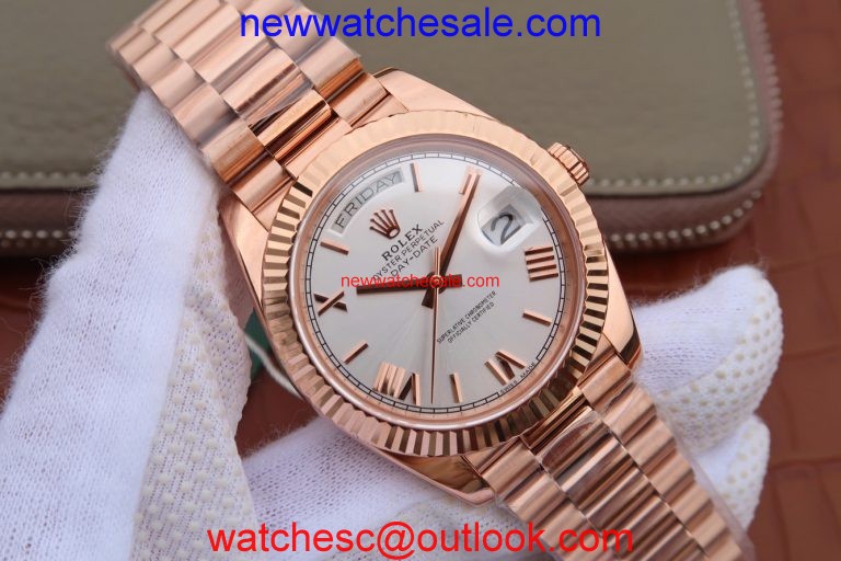 Rolex Day-Date 40mm 228235 White Dial Roman Markers Bracelet Watch00757